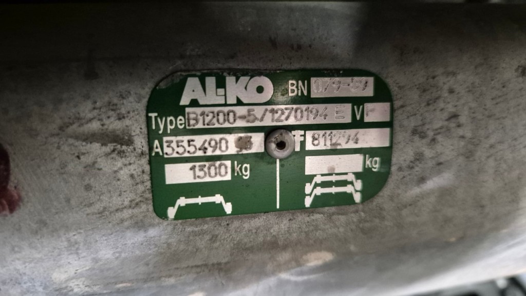 plaque essieu Touring 530.jpg