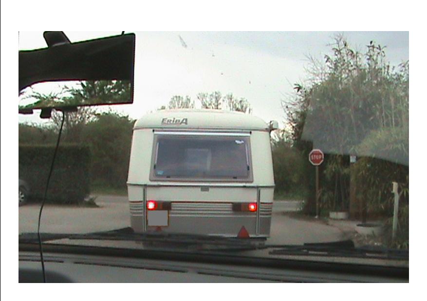 Déjà des embouteillages !<br />  La Famille Marionnettes fait des     siennes !