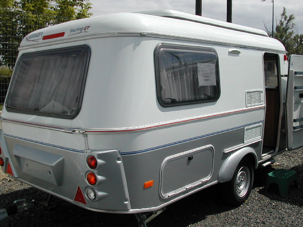 Triton420GT08_1.jpg