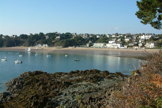 plage de Port mer accès par le chemin des douaniers 5min.jpg