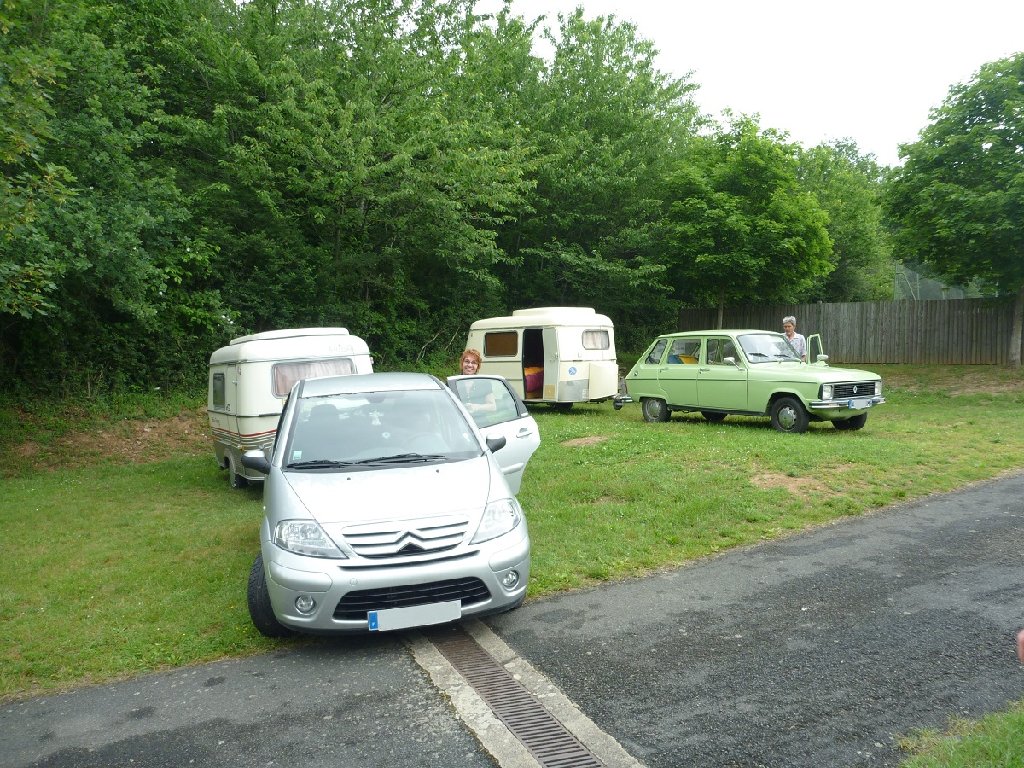 paire de charentaises.jpg