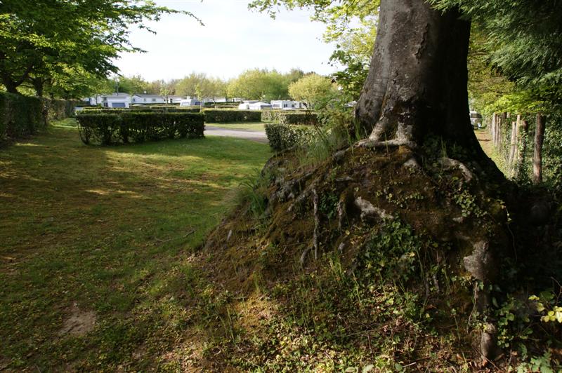 les emplacements séparés par des haies