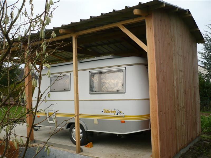 arrière de l'abri (Medium).JPG