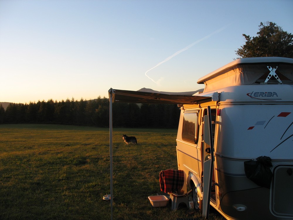 le suc du Montfol en arrière plan (1600m)
