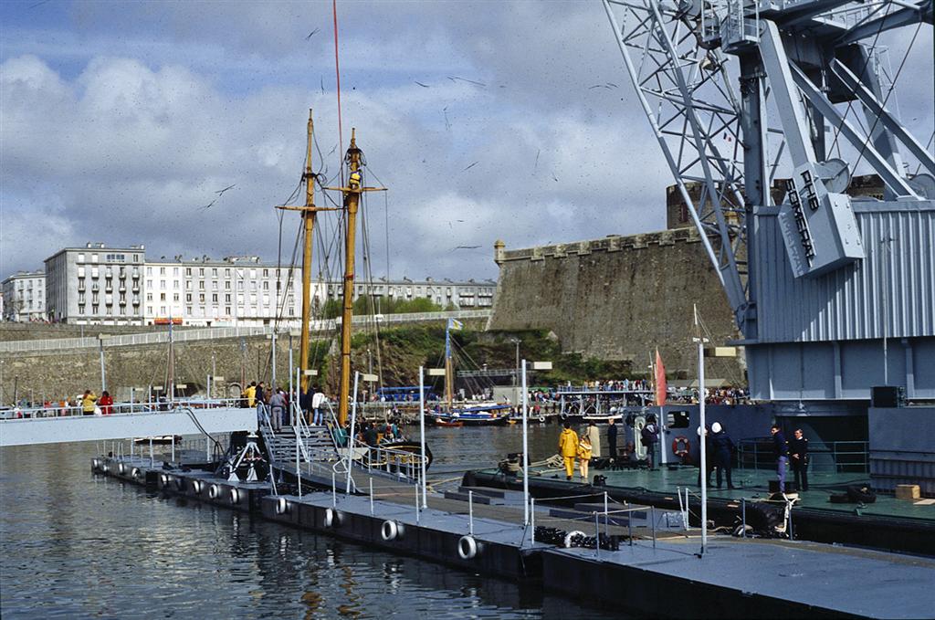 1993 - Brest , mâtage de la Recouvrance - 1035 (Large).jpg