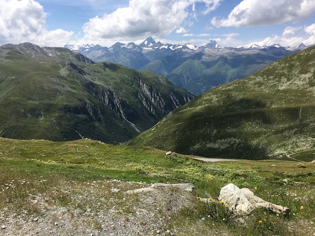 Nufenen, vue côté Valais