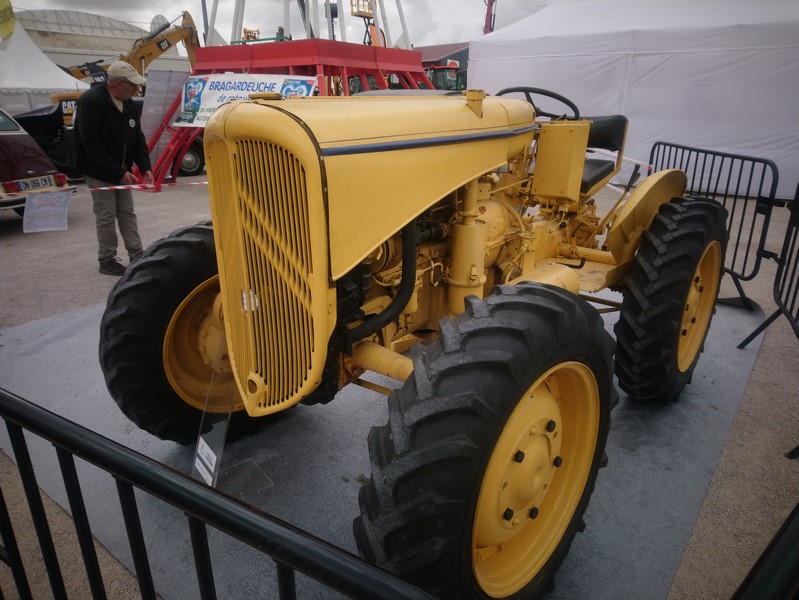 Je ne connaissais pas cette marque en tracteur