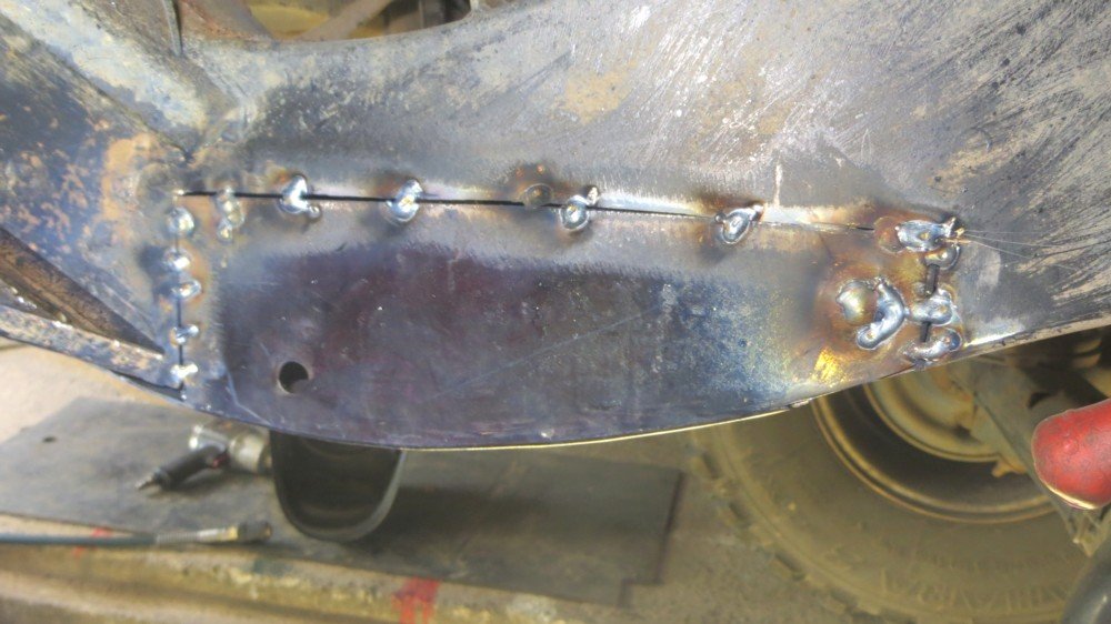 Pièce de l'autre coté en cours de montage, pointage