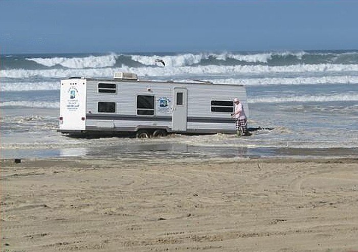 Caravane à la plage.jpg