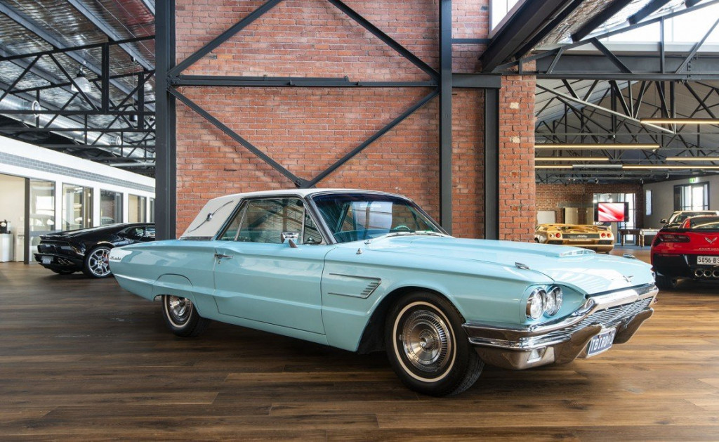 ford Tbird 1966