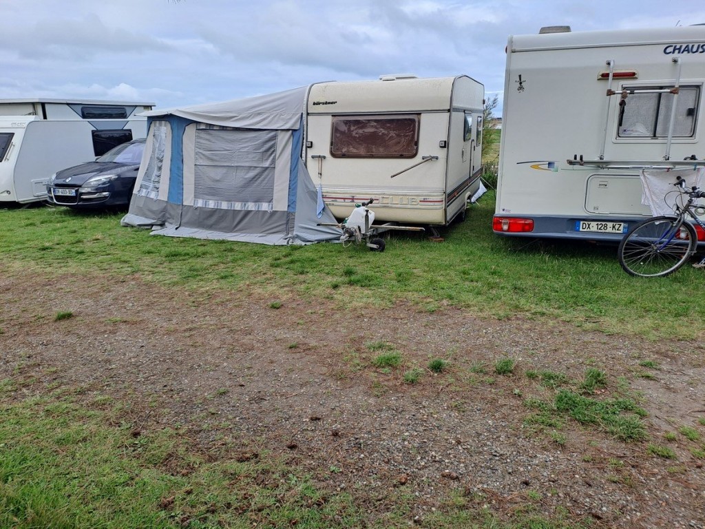 Pas beaucoup de place entre deux véhicules !