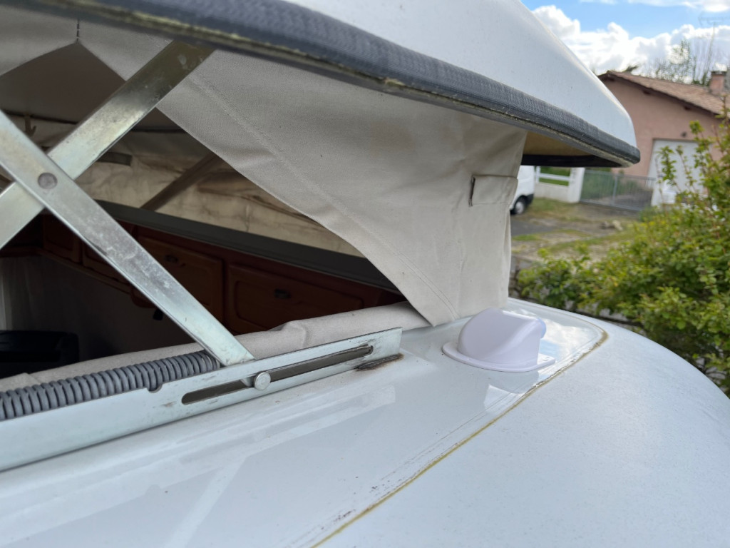 Placement du passe cable