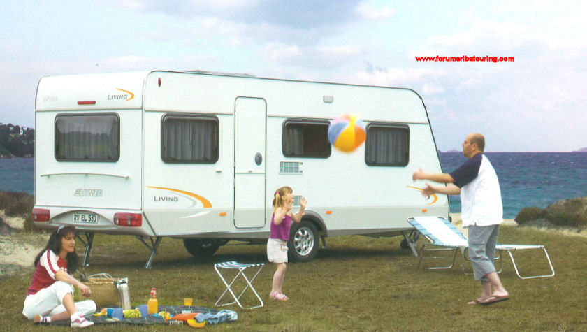Living2006_1.jpg