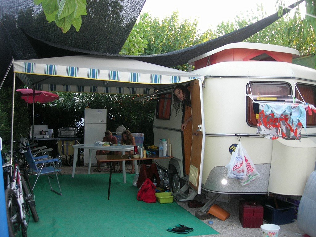 Un rendu de la Familia avec son auvent