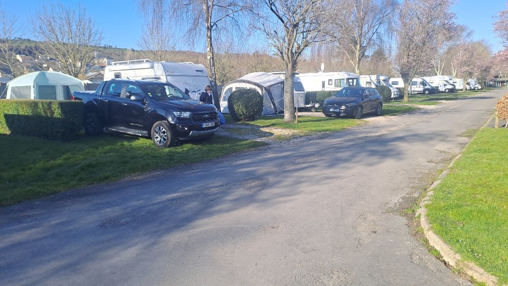 Des camping-cars.....