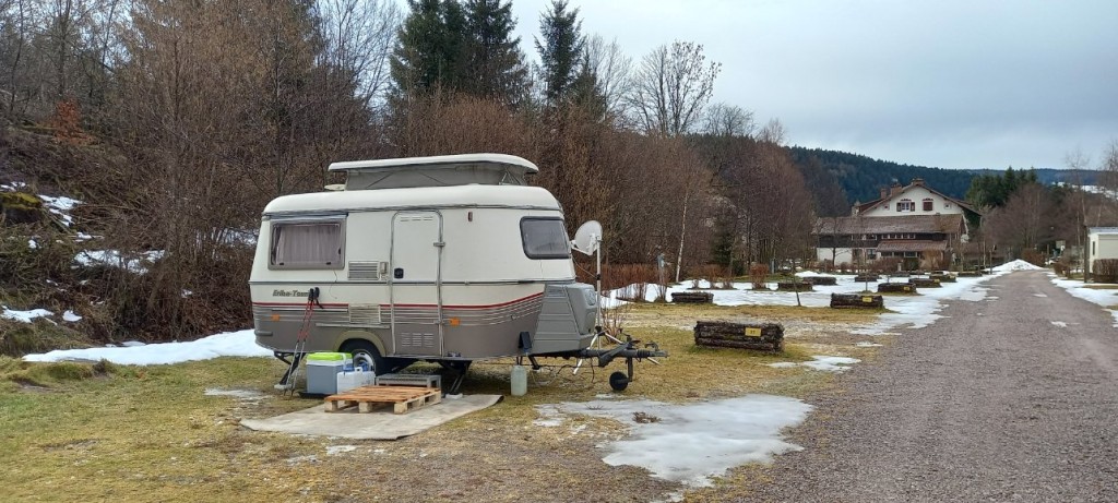 Installation au camping Eaux Vives à Xonrupt