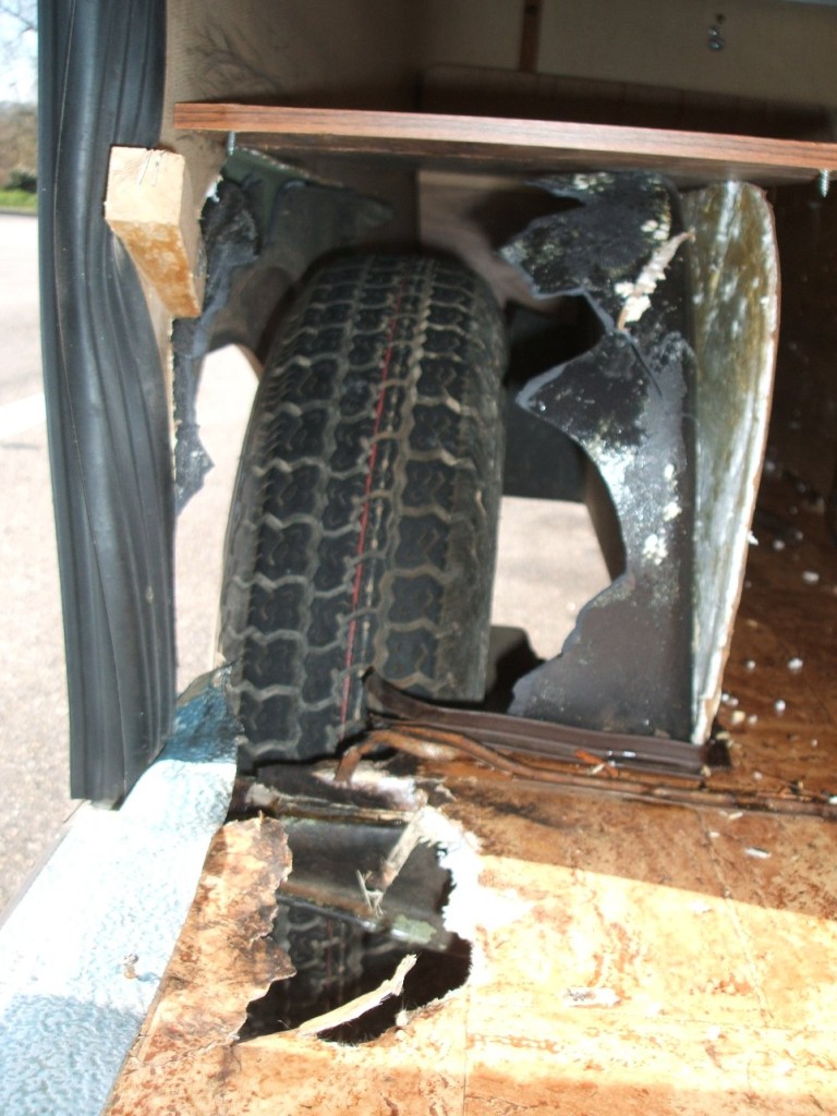 Puck pneu éclaté1.jpg