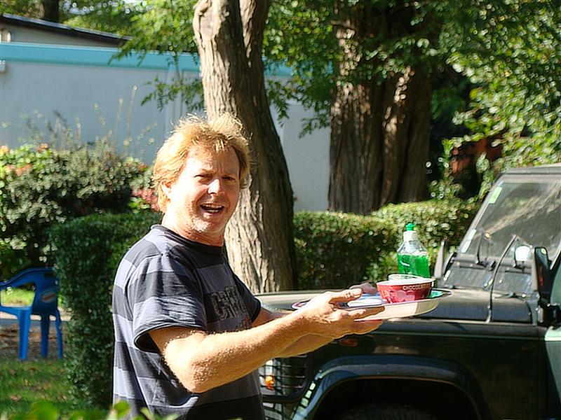 Vaisselle livrée sur plateau !