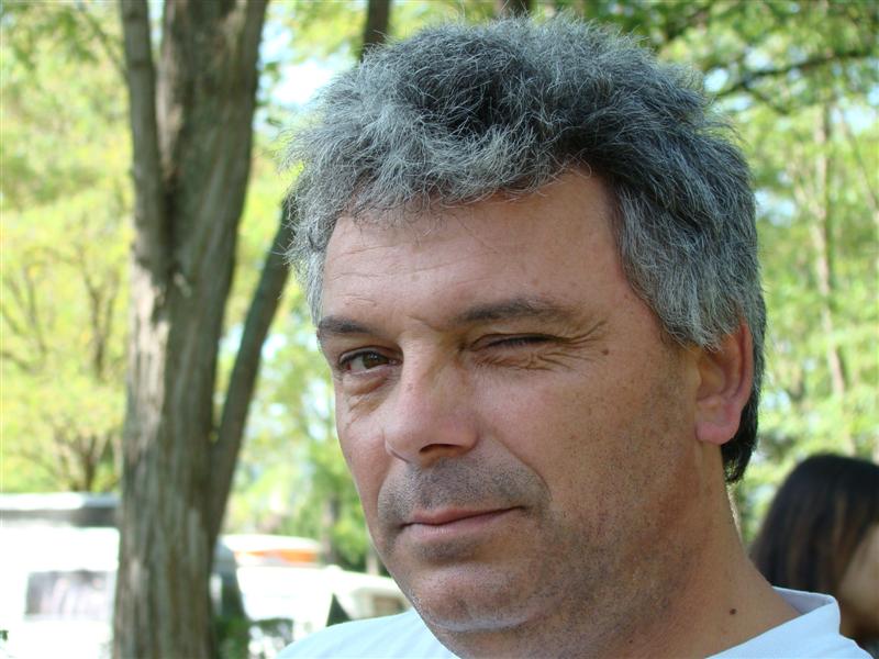 Économie, un seul ouvert à la fois !