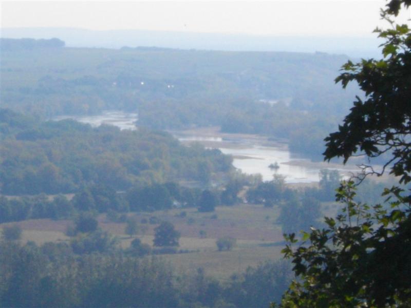 brume de chaleur sur la loire, vue depuis un des panoramiques de Sancerre