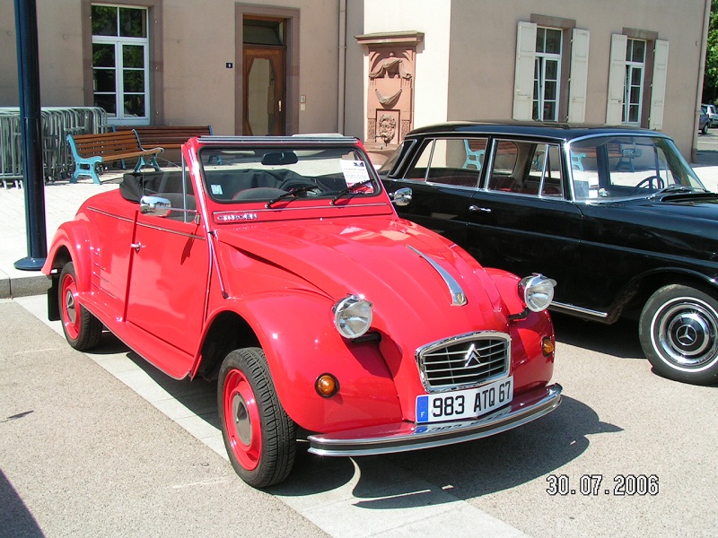 CITROEN 2cv cabriolet02.jpg