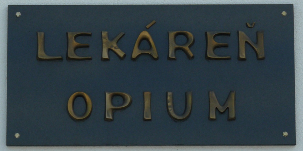 Opium_1.jpg