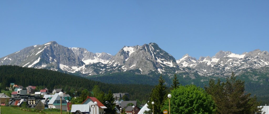 Panorama Durmitor.JPG (161.16 Kio) Vu 21840 fois Panorama Durmitor.JPG