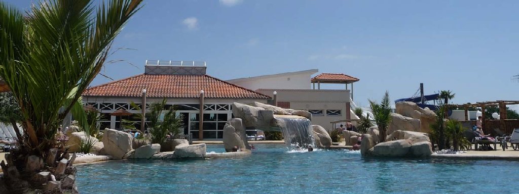 Une vue du complexe aquatique du Camping de la Boutinardière ou nous avons passé deux semaines très agréables.
