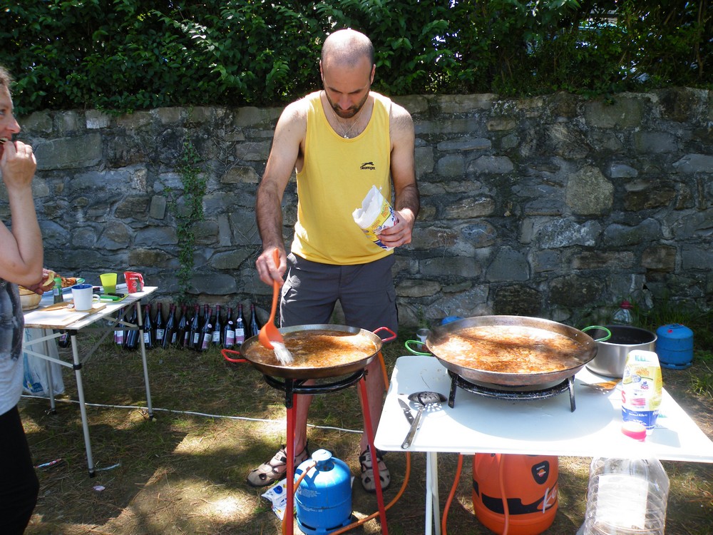 Preparation paella
