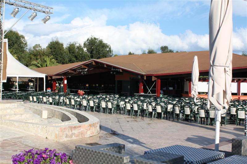 Le restaurant / bar / spectacle