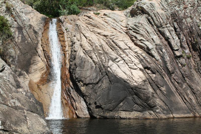 Les Marmites de FERRUCCIO . Trés peu connues, donc pas de monde. L'accés est un peu difficile, pour info : N 41°37'54" - E 9°13'48" (garez la voiture à cet endroit et descendez le sentier)