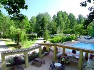 Camping Nostradamus - GPS N 43°40'39" <br />E 5°3'52"