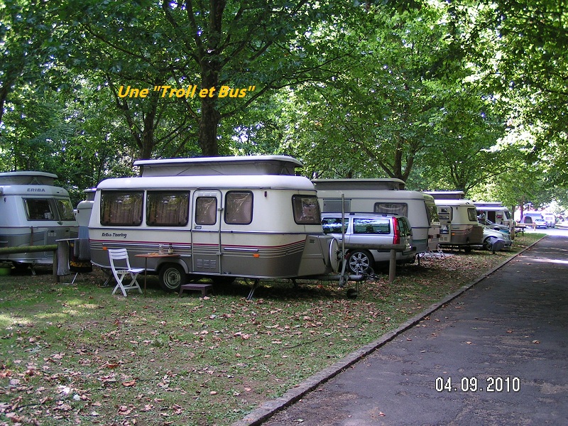 Troll et bus.jpg