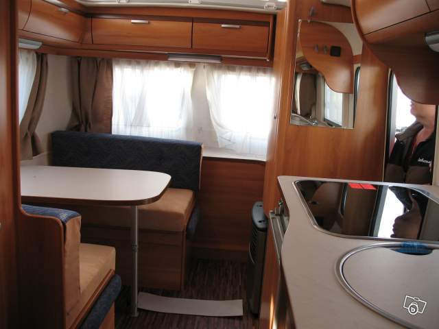 2591710570 550 2008 13000e.jpg