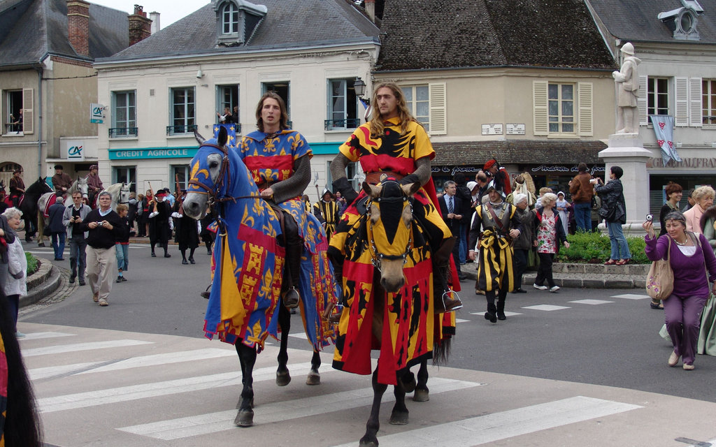chevalier%20bleu%20et%20jaune%201920.jpg