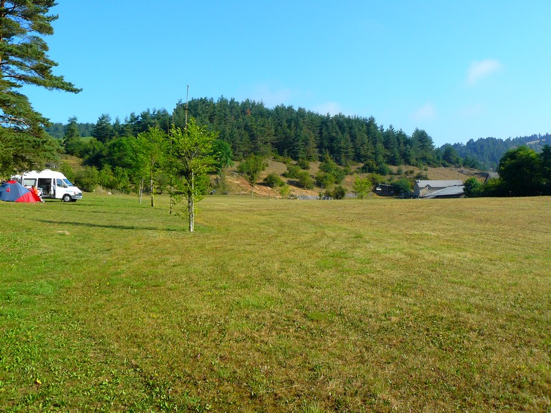 LE CAMPING A LA FERME.