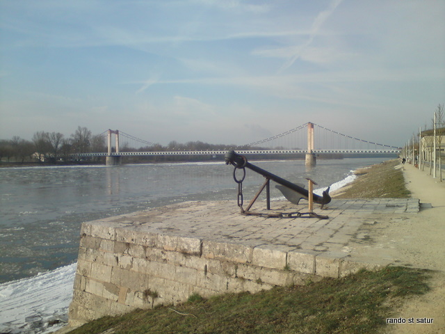 Cosne sur Loire,  l'ancre forgée dans la même ville au 18ième siècle
