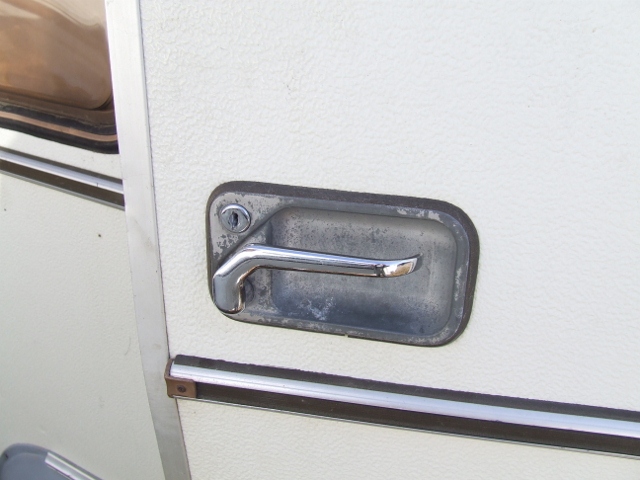 car bien entendu, la clef a été perdue...