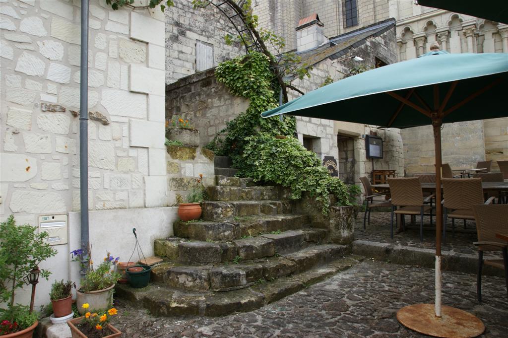 il faisait très chaud mais cet établissement ne fait "que" restaurant....