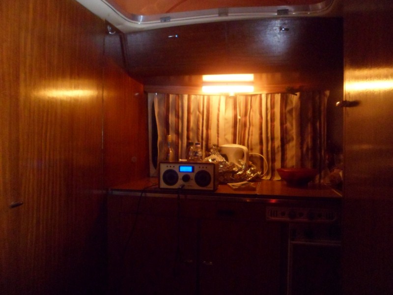 Ambiance interieur ...avec poste radio MP3 style rétro