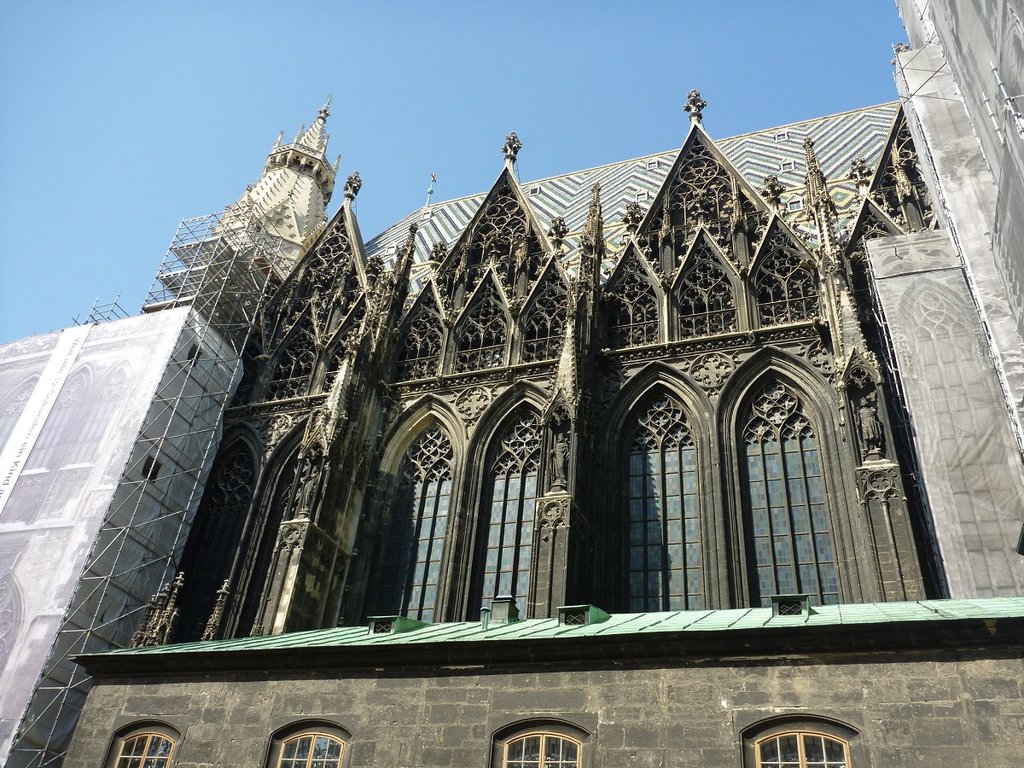 14 cathedrale saint etienne vienne.JPG