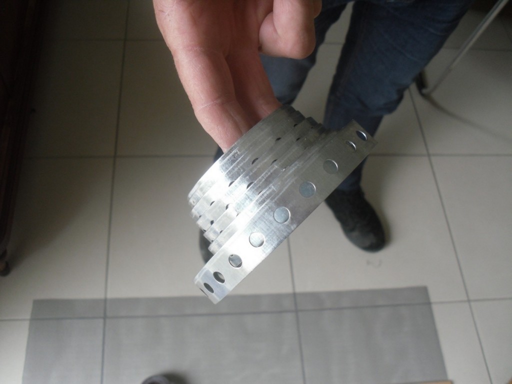 cerclage que l'on a pris pour faire la lamelle acier