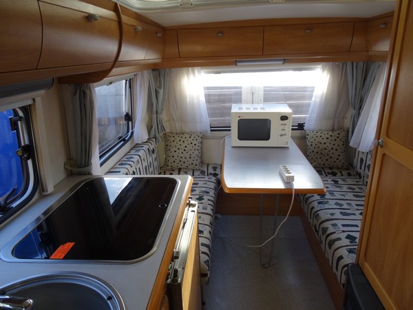 dinette arrière.JPG