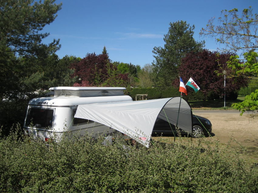 Camping Jardin de Sully, Sully-sur-Loire.jpg