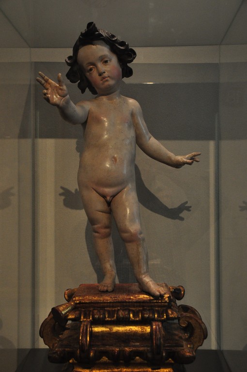 Cette statuette m'a rappelé une pub pour une colle