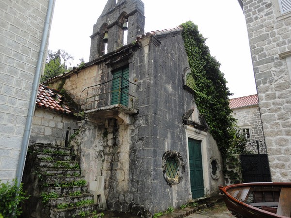 eglise abandonnée