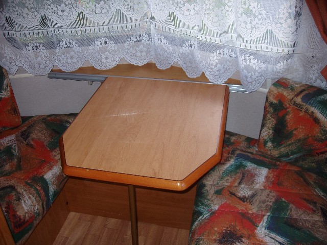 dinette avant.jpg