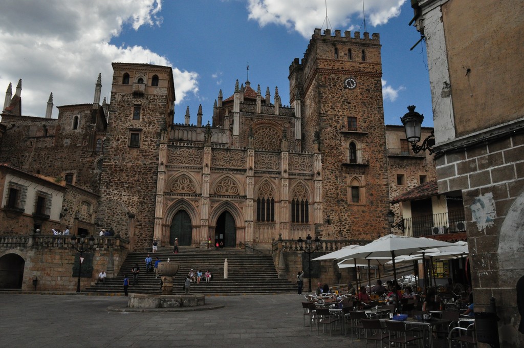 La façade très décorée