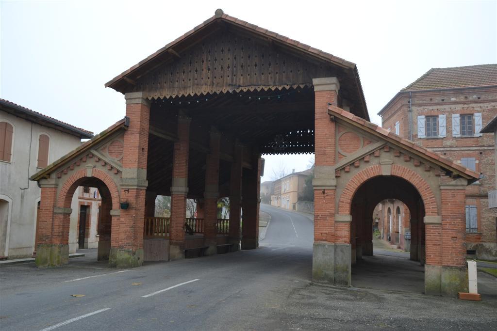 Montpézat (Large).jpg