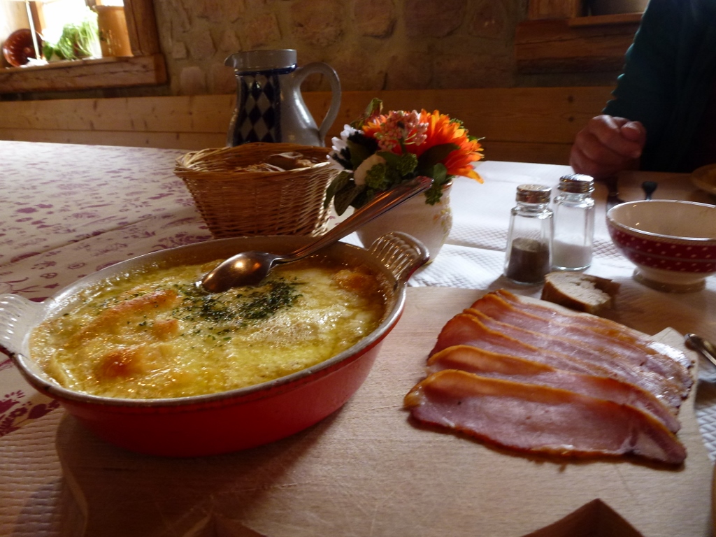 http://www.fermeauberge-treh.fr/
